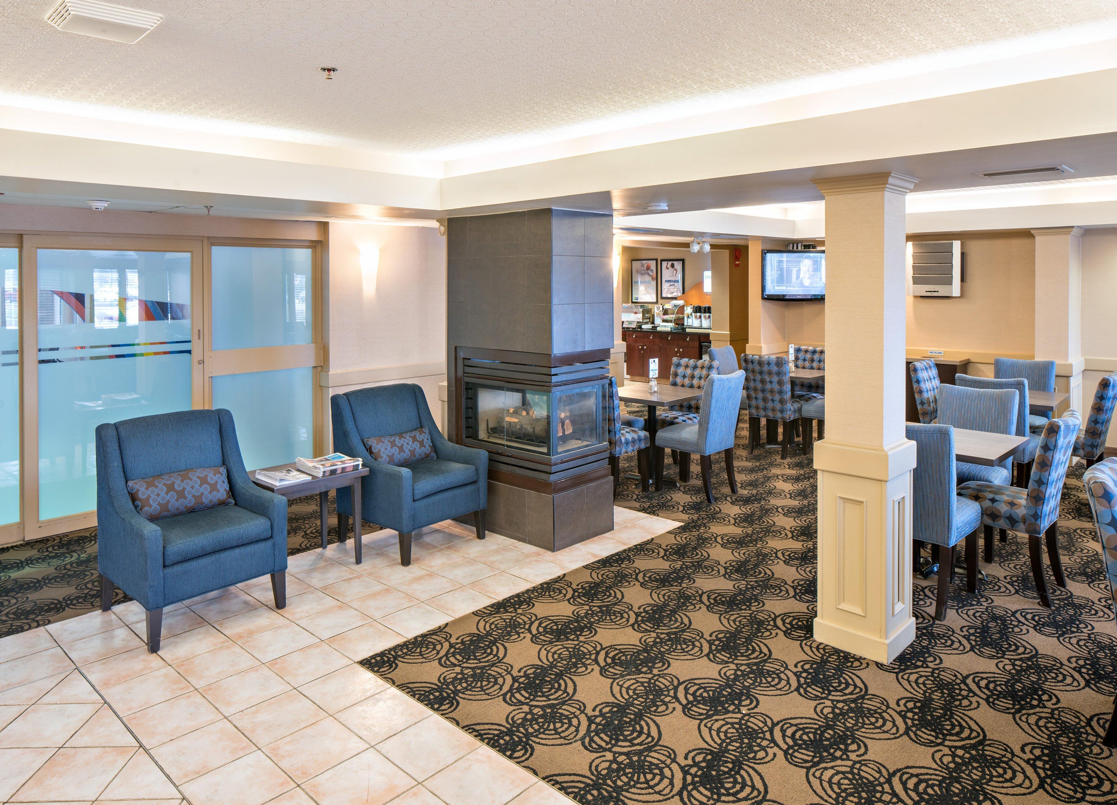 Holiday Inn Express Red Deer By Ihg Zewnętrze zdjęcie
